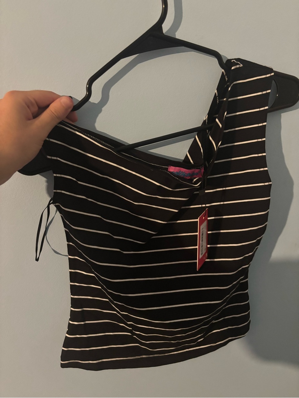 Black and White Striped Women’s One-Shoulder Top size small